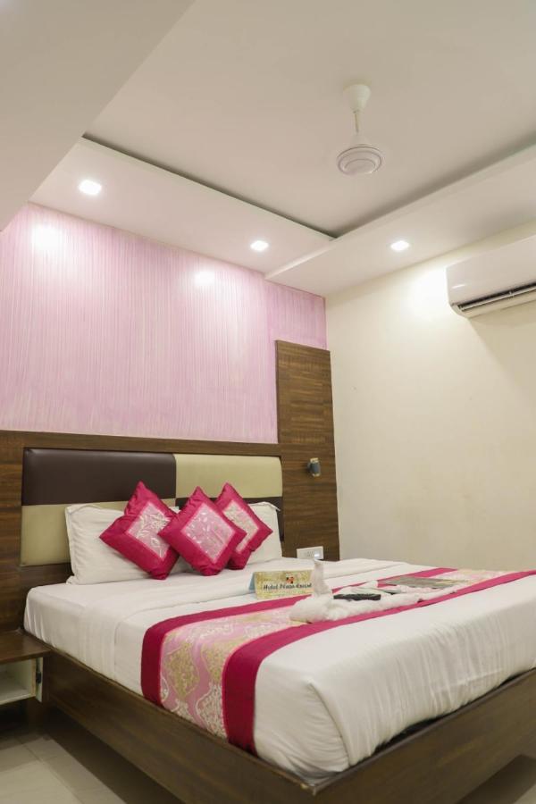 Hotel Plaza Executive - Near Bkc Bombay Eksteriør billede
