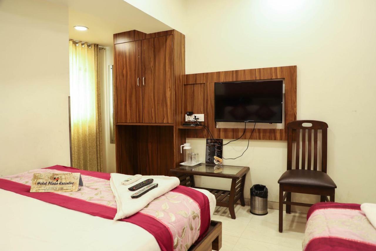 Hotel Plaza Executive - Near Bkc Bombay Eksteriør billede