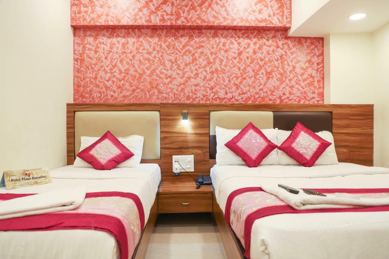 Hotel Plaza Executive - Near Bkc Bombay Eksteriør billede